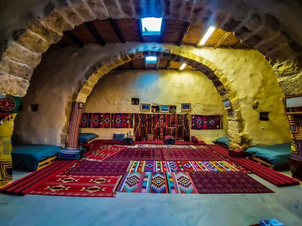 Mumia Restaurant & House Guest House Karak Luaran gambar