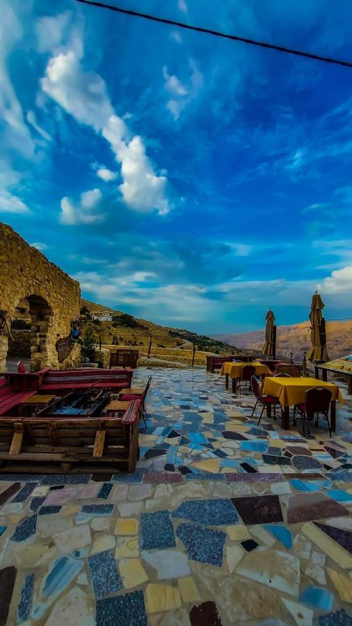 Mumia Restaurant & House Guest House Karak Luaran gambar